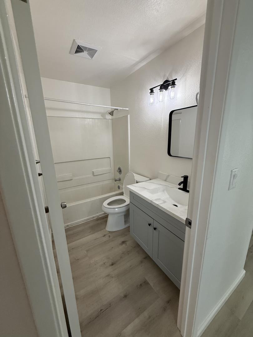 Detail Gallery Image 7 of 10 For 7003 Rodling Dr #G,  San Jose,  CA 95138 - 2 Beds | 2 Baths