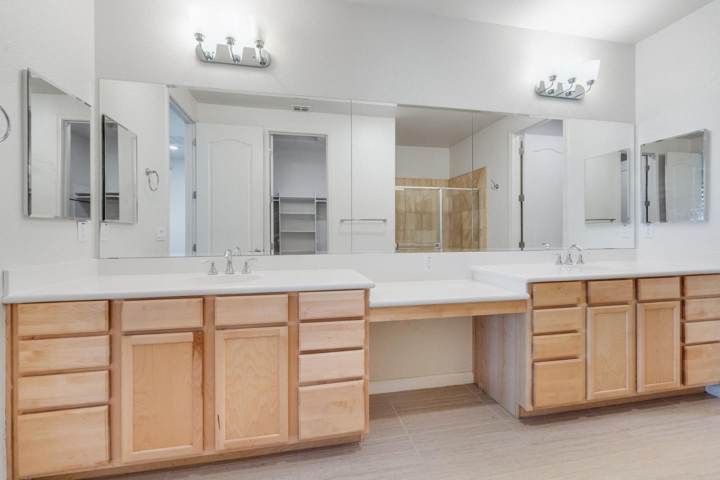 Detail Gallery Image 19 of 43 For 6914 Geyserville St, Dublin,  CA 94568 - 3 Beds | 3/1 Baths