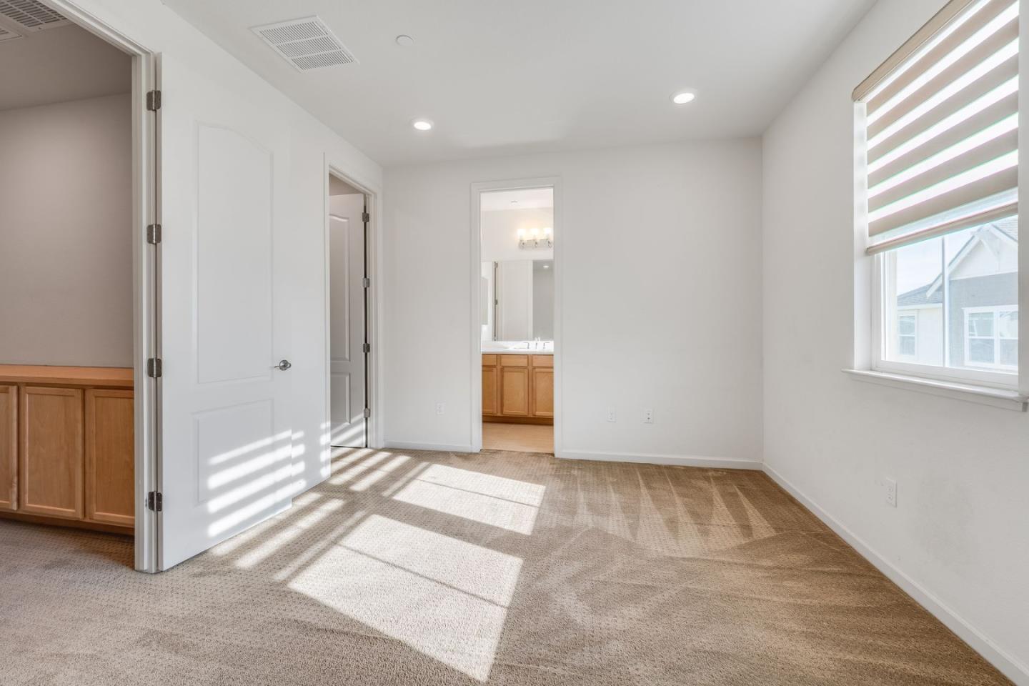 Detail Gallery Image 25 of 43 For 6914 Geyserville St, Dublin,  CA 94568 - 3 Beds | 3/1 Baths