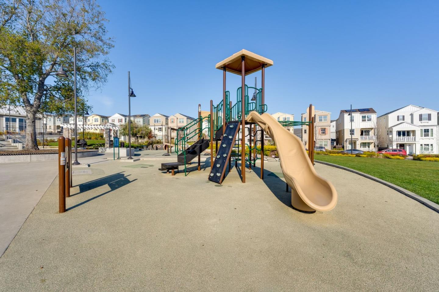 Detail Gallery Image 32 of 43 For 6914 Geyserville St, Dublin,  CA 94568 - 3 Beds | 3/1 Baths