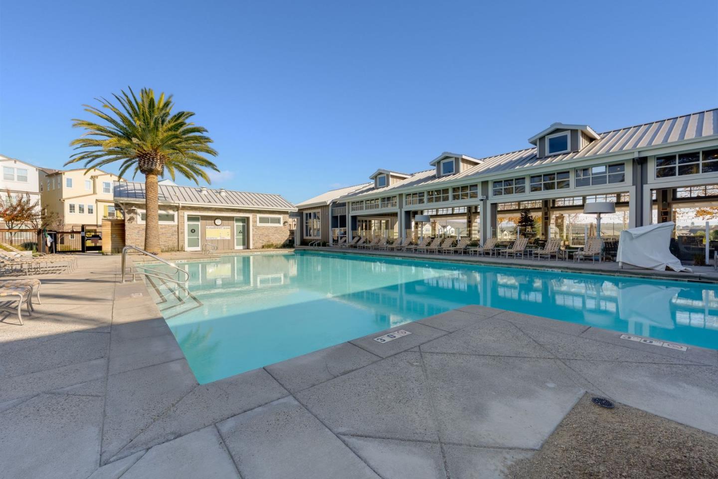 Detail Gallery Image 39 of 43 For 6914 Geyserville St, Dublin,  CA 94568 - 3 Beds | 3/1 Baths