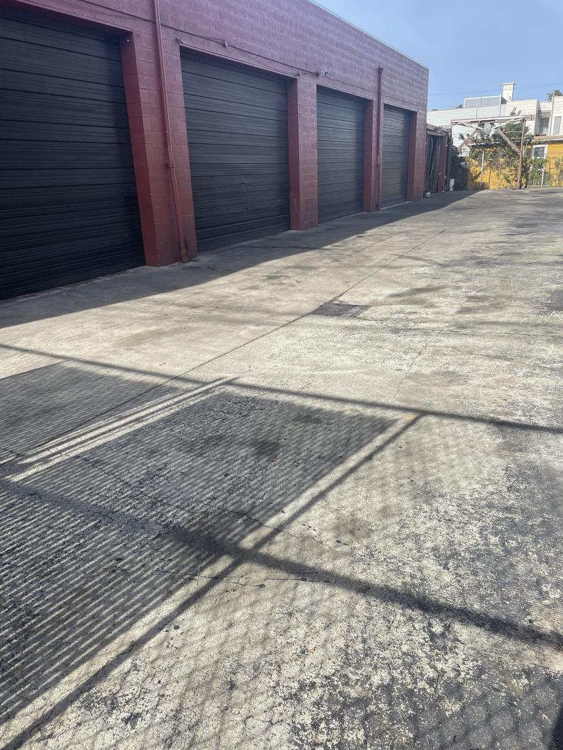 Detail Gallery Image 3 of 6 For 112 Sagamore St, San Francisco,  CA 94112 - – Beds | – Baths