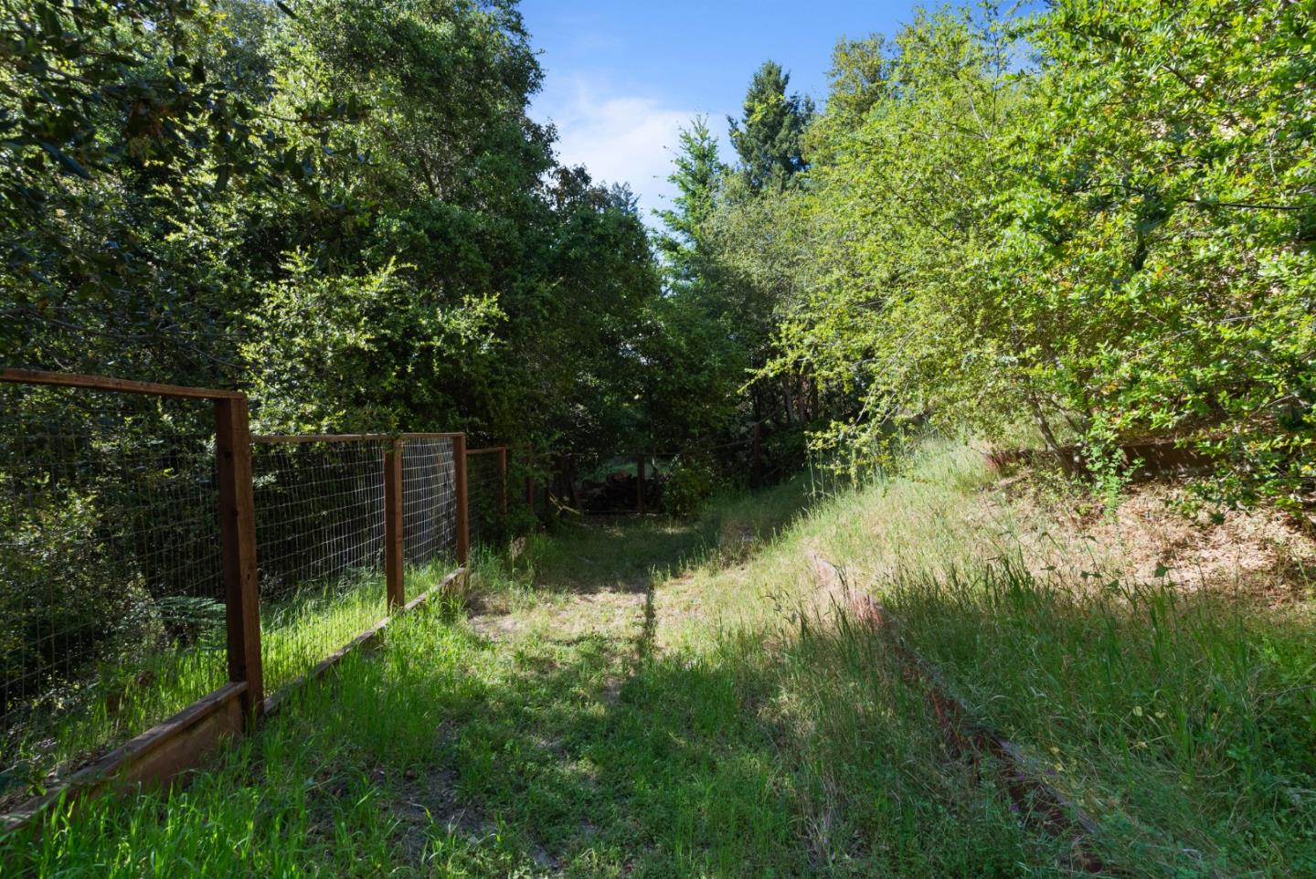 Detail Gallery Image 37 of 53 For 267 Crows Nest Dr, Boulder Creek,  CA 95006 - 3 Beds | 2 Baths