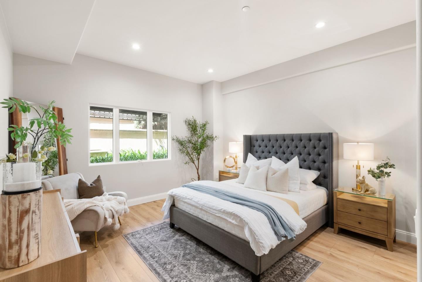 Detail Gallery Image 14 of 49 For 200 Sheridan Ave #301,  Palo Alto,  CA 94306 - 2 Beds | 2 Baths