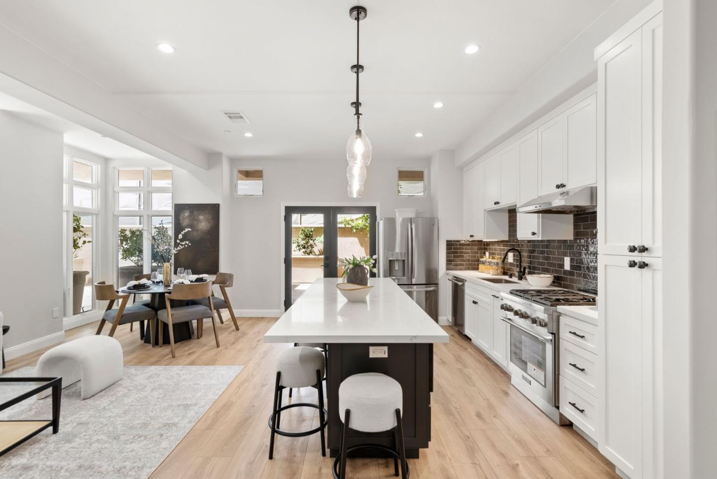 Detail Gallery Image 8 of 49 For 200 Sheridan Ave #301,  Palo Alto,  CA 94306 - 2 Beds | 2 Baths