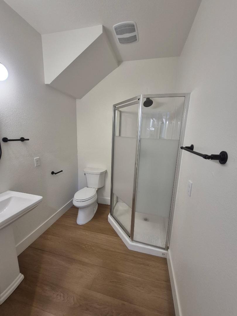 Detail Gallery Image 30 of 31 For 943 Woodside Rd, Redwood City,  CA 94061 - 4 Beds | 4 Baths