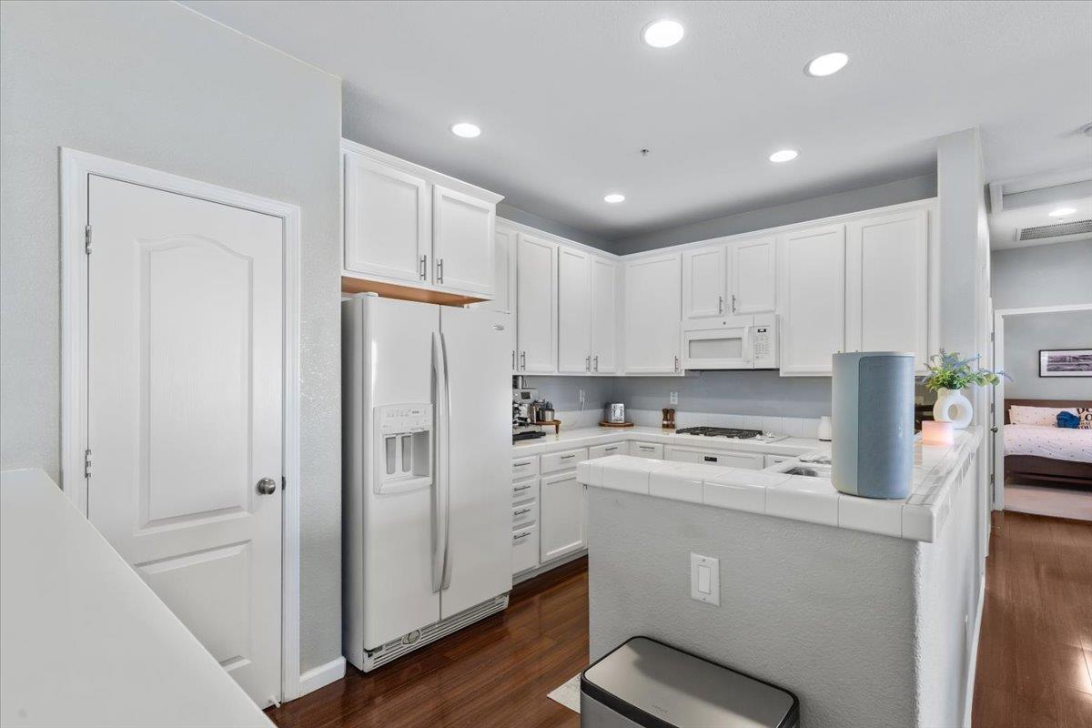 Detail Gallery Image 7 of 23 For 3301 N Park Dr #2612,  Sacramento,  CA 95835 - 2 Beds | 2 Baths