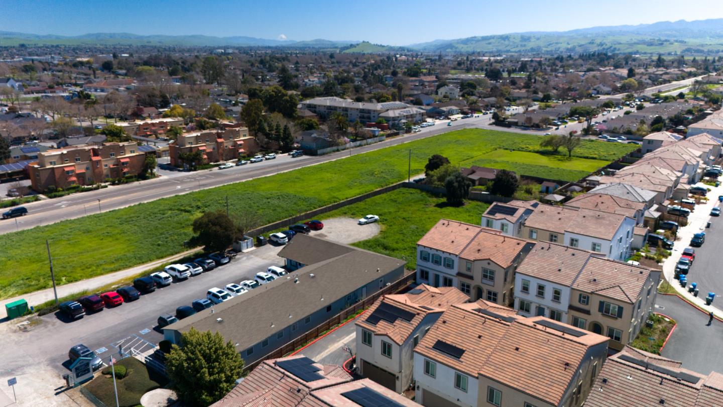 Detail Gallery Image 36 of 40 For 1000 Bridget Cir, Hollister,  CA 95023 - 3 Beds | 2/1 Baths