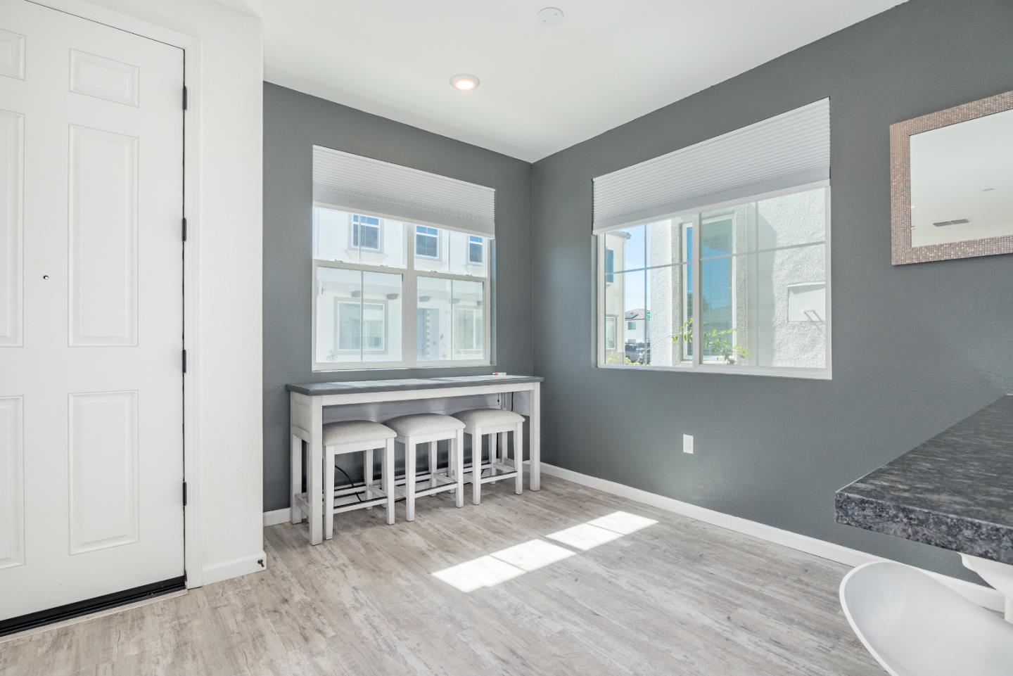 Detail Gallery Image 9 of 40 For 1000 Bridget Cir, Hollister,  CA 95023 - 3 Beds | 2/1 Baths