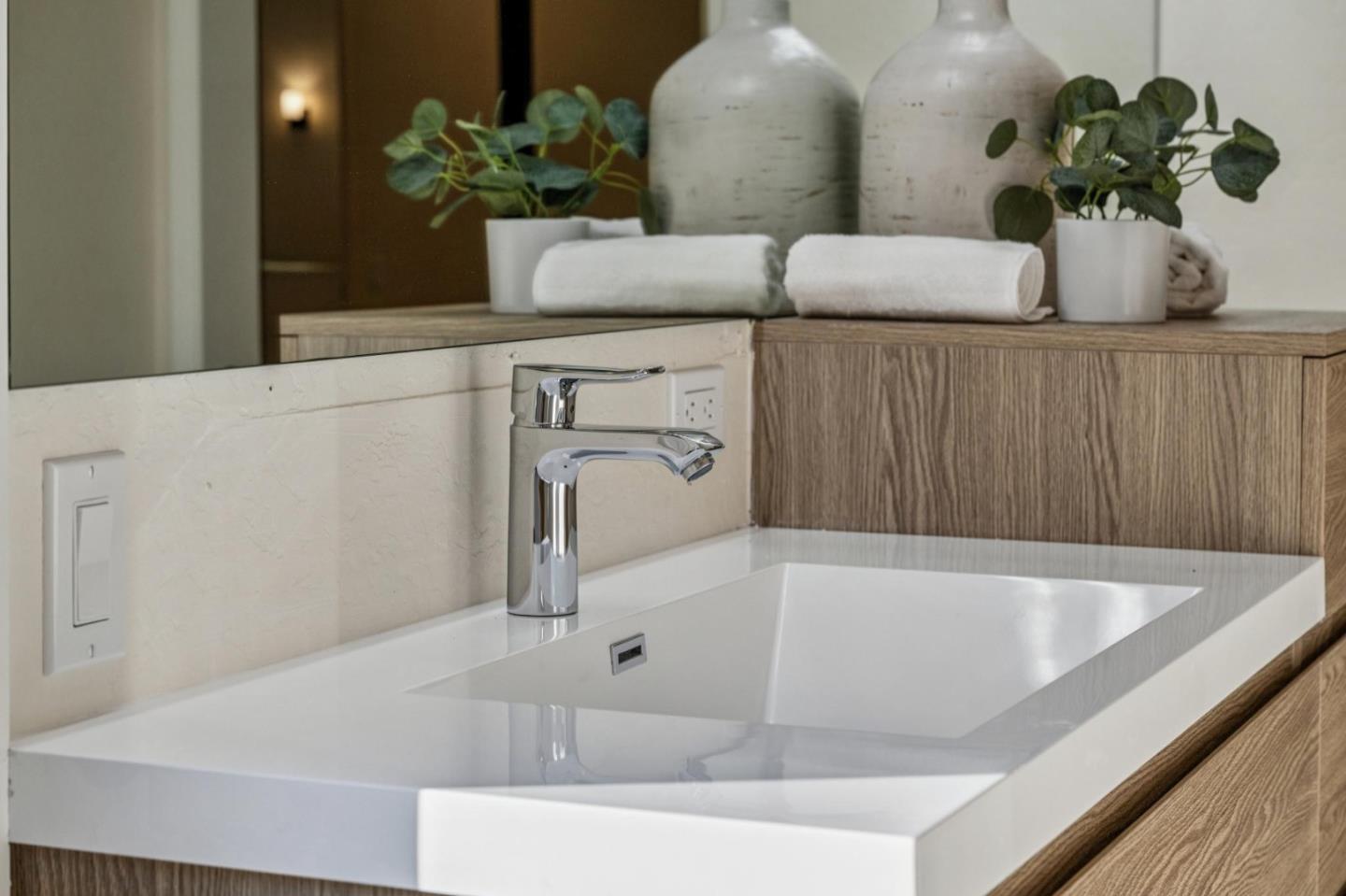 Detail Gallery Image 33 of 70 For 1100 Castro Rd, Monterey,  CA 93940 - 4 Beds | 2/1 Baths