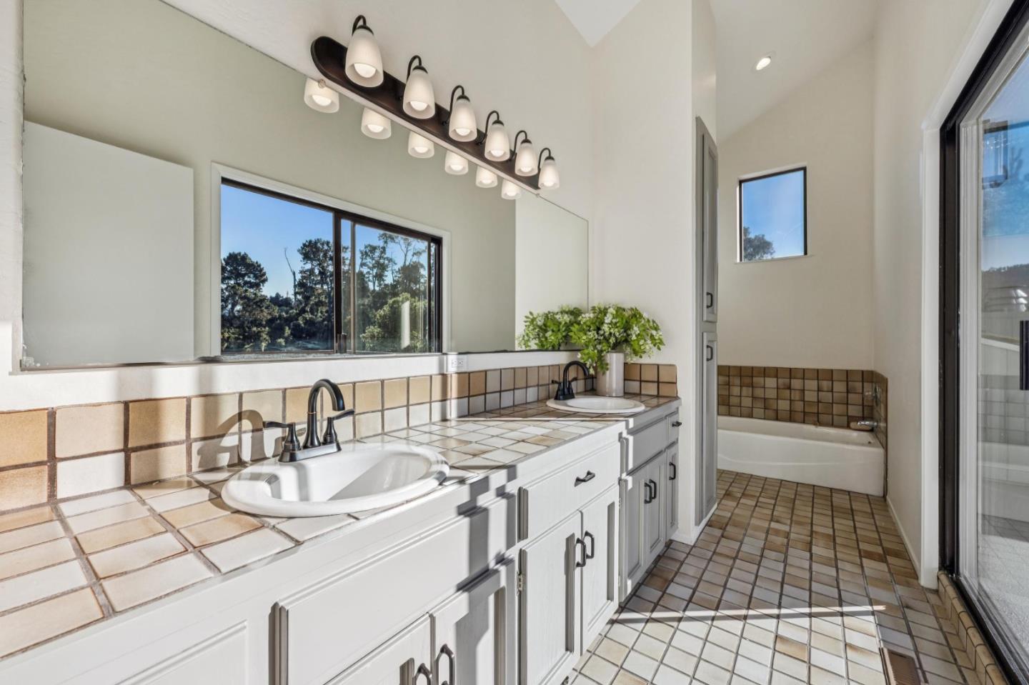 Detail Gallery Image 46 of 70 For 1100 Castro Rd, Monterey,  CA 93940 - 4 Beds | 2/1 Baths