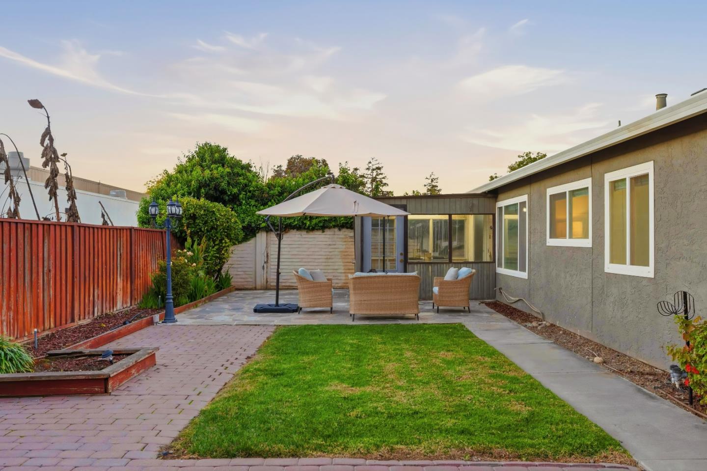 Detail Gallery Image 34 of 48 For 658 Albanese Cir, San Jose,  CA 95111 - 4 Beds | 2 Baths