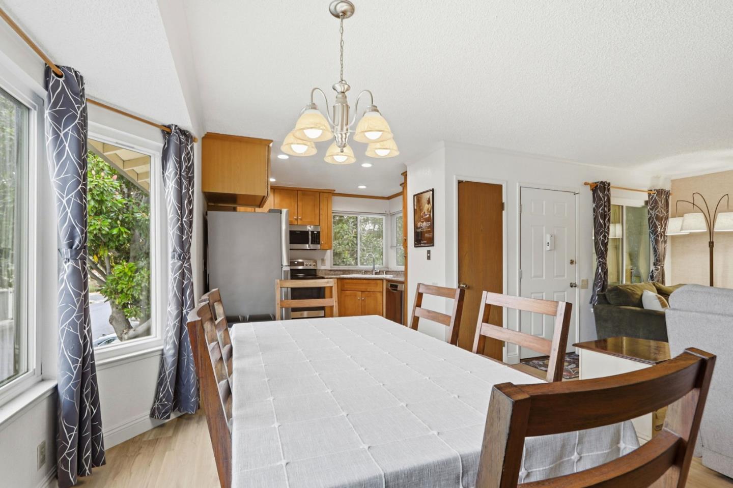 Detail Gallery Image 12 of 25 For 3216 Kenhill Dr, San Jose,  CA 95111 - 1 Beds | 1 Baths