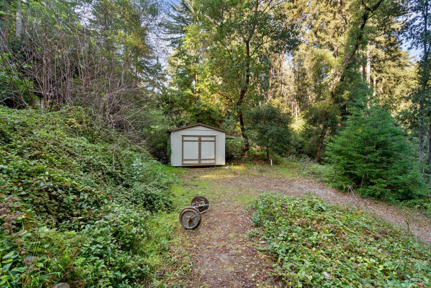 Detail Gallery Image 36 of 47 For 471 Country Estates Ter, Santa Cruz,  CA 95060 - 2 Beds | 2 Baths