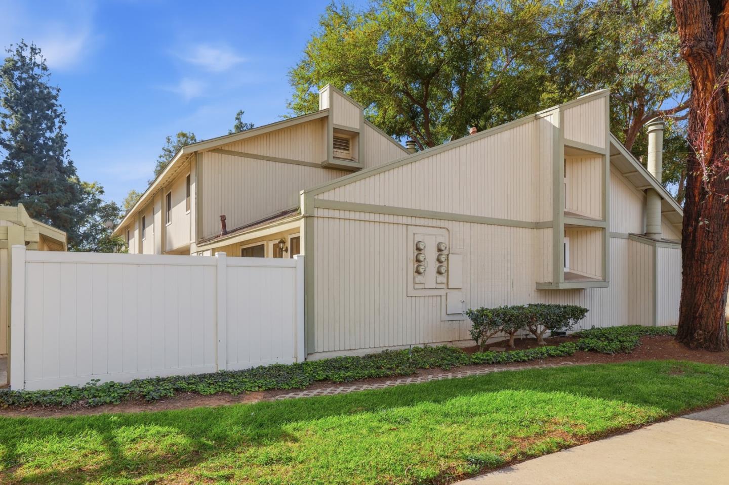 Detail Gallery Image 3 of 18 For 1965 Coulston St #57,  Loma Linda,  CA 92354 - 2 Beds | 1 Baths