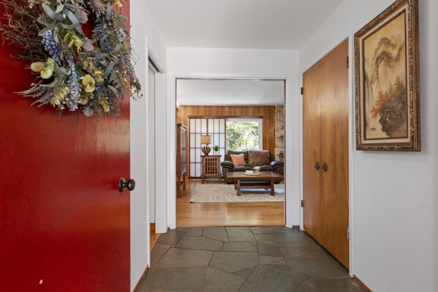 Detail Gallery Image 2 of 35 For 530 Rockaway Beach Ave, Pacifica,  CA 94044 - 3 Beds | 2 Baths