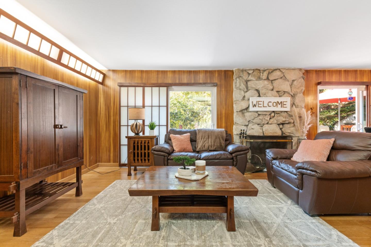 Detail Gallery Image 3 of 35 For 530 Rockaway Beach Ave, Pacifica,  CA 94044 - 3 Beds | 2 Baths