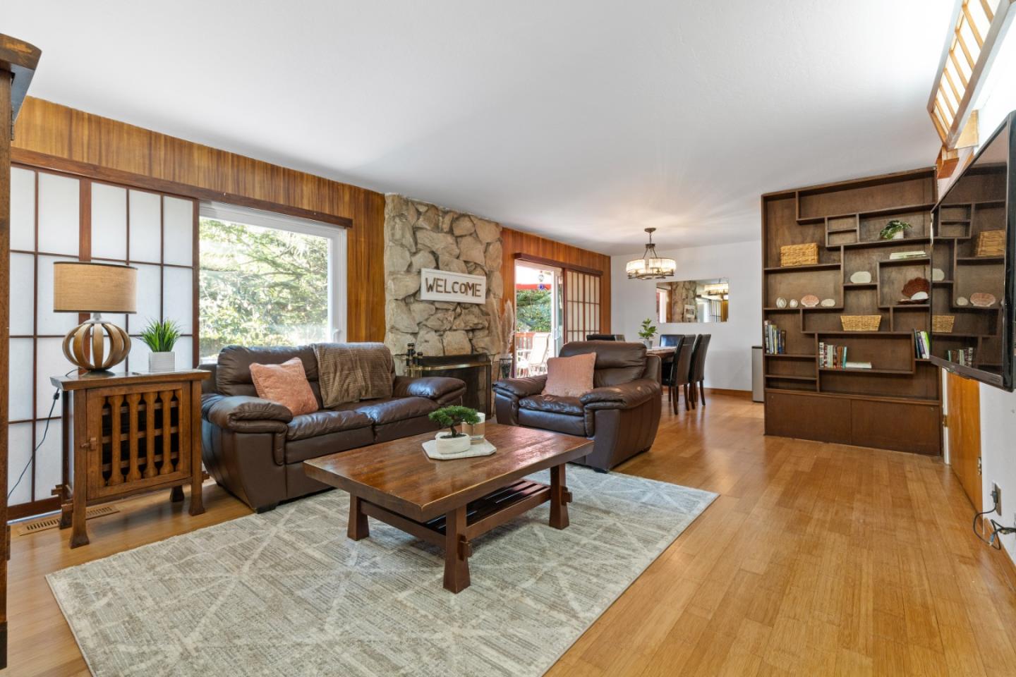 Detail Gallery Image 4 of 35 For 530 Rockaway Beach Ave, Pacifica,  CA 94044 - 3 Beds | 2 Baths