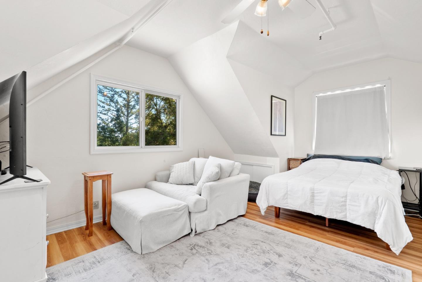 Detail Gallery Image 101 of 135 For 7919 Empire Grade, Santa Cruz,  CA 95060 - 7 Beds | 6/2 Baths