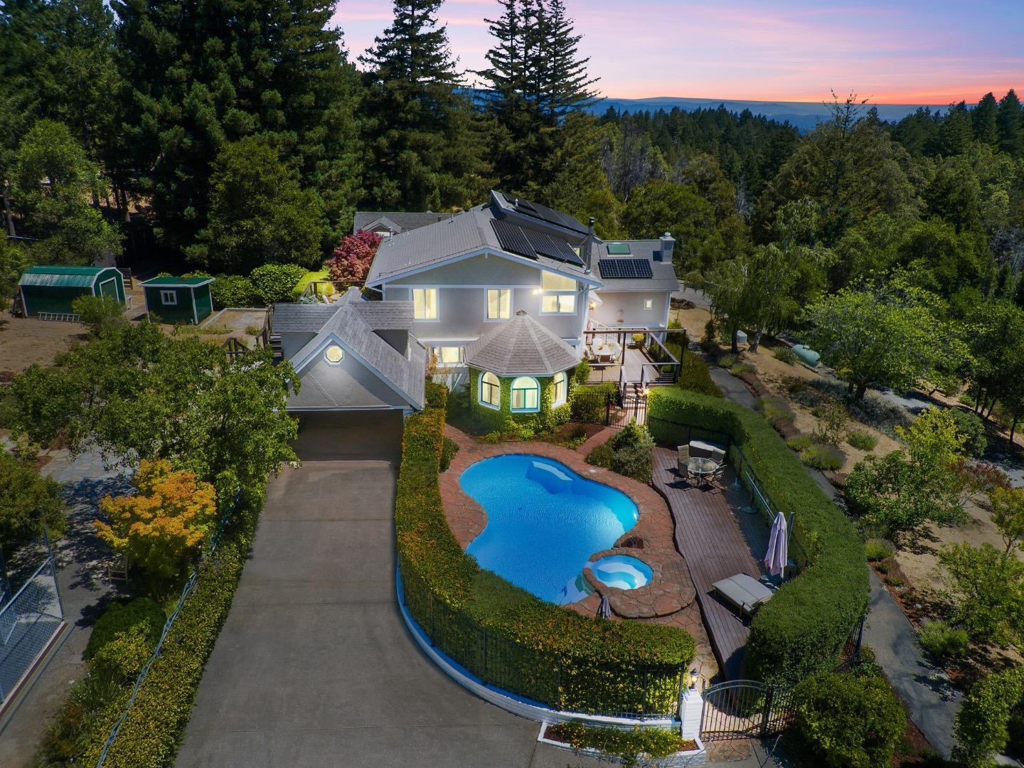 Detail Gallery Image 126 of 135 For 7919 Empire Grade, Santa Cruz,  CA 95060 - 7 Beds | 6/2 Baths