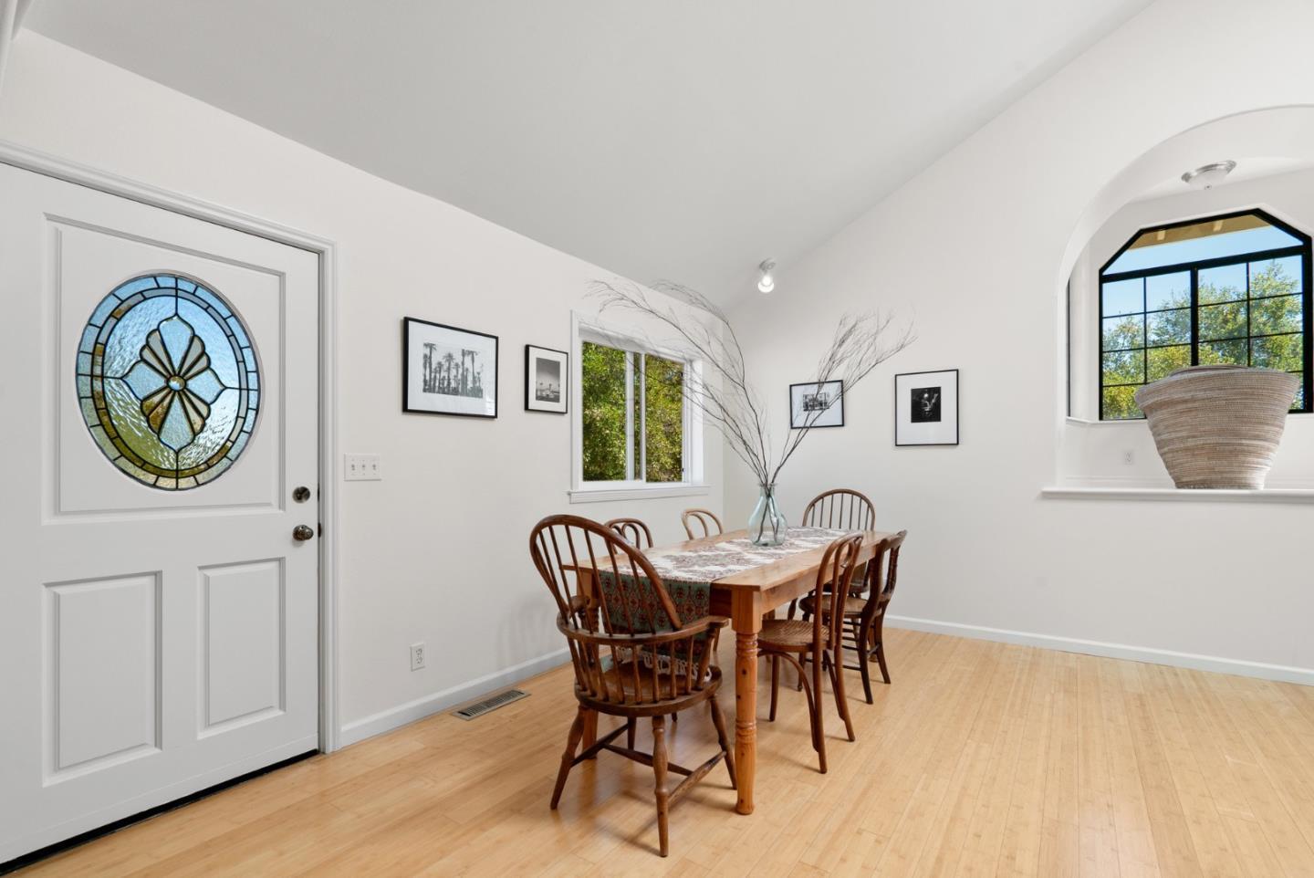 Detail Gallery Image 22 of 135 For 7919 Empire Grade, Santa Cruz,  CA 95060 - 7 Beds | 6/2 Baths