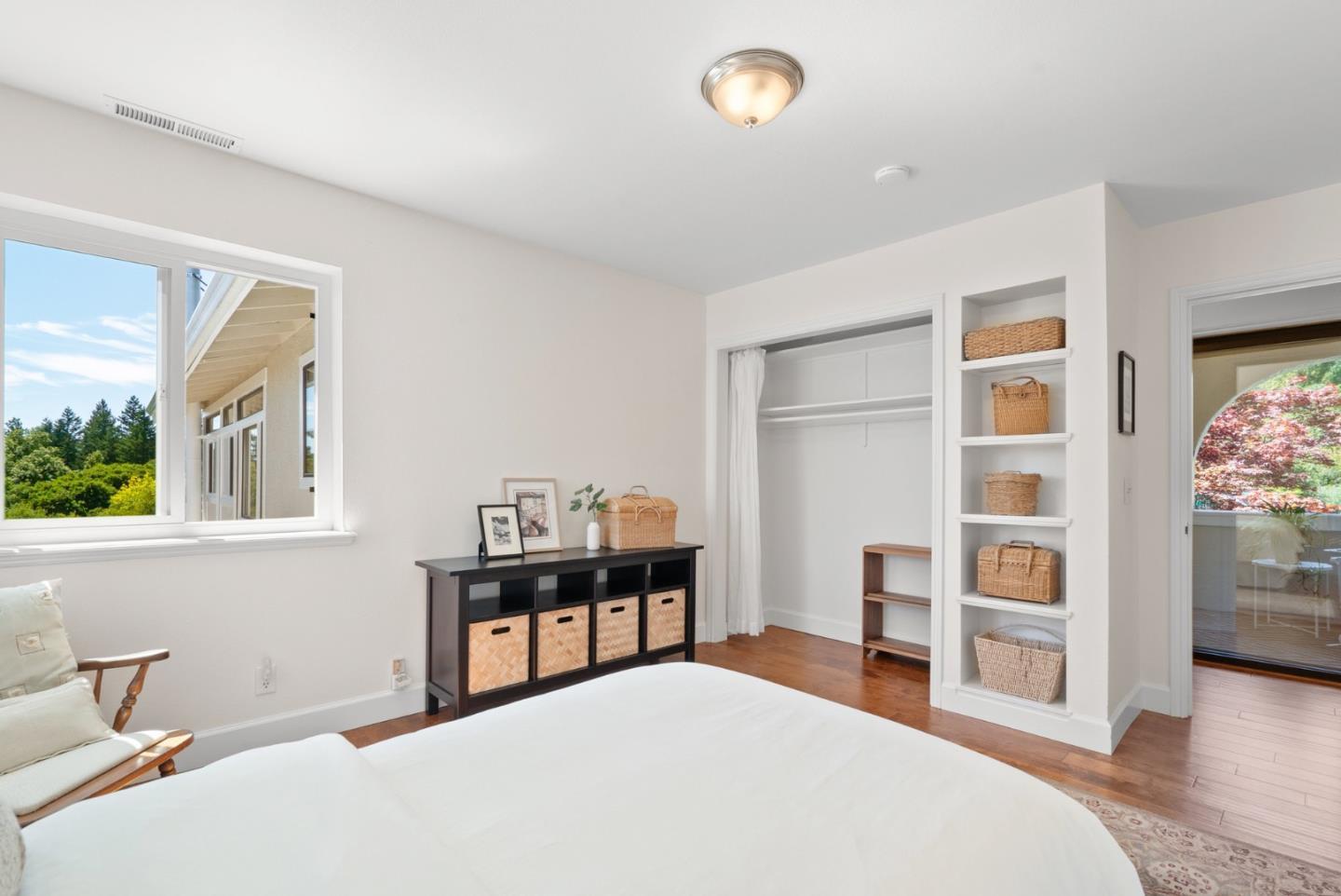 Detail Gallery Image 29 of 135 For 7919 Empire Grade, Santa Cruz,  CA 95060 - 7 Beds | 6/2 Baths