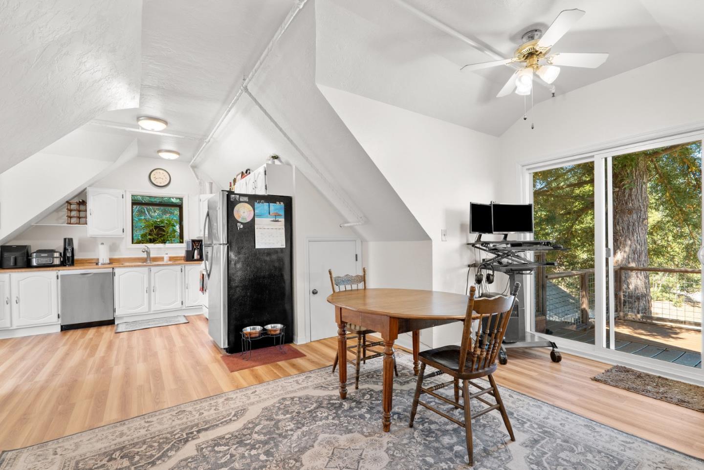 Detail Gallery Image 98 of 135 For 7919 Empire Grade, Santa Cruz,  CA 95060 - 7 Beds | 6/2 Baths