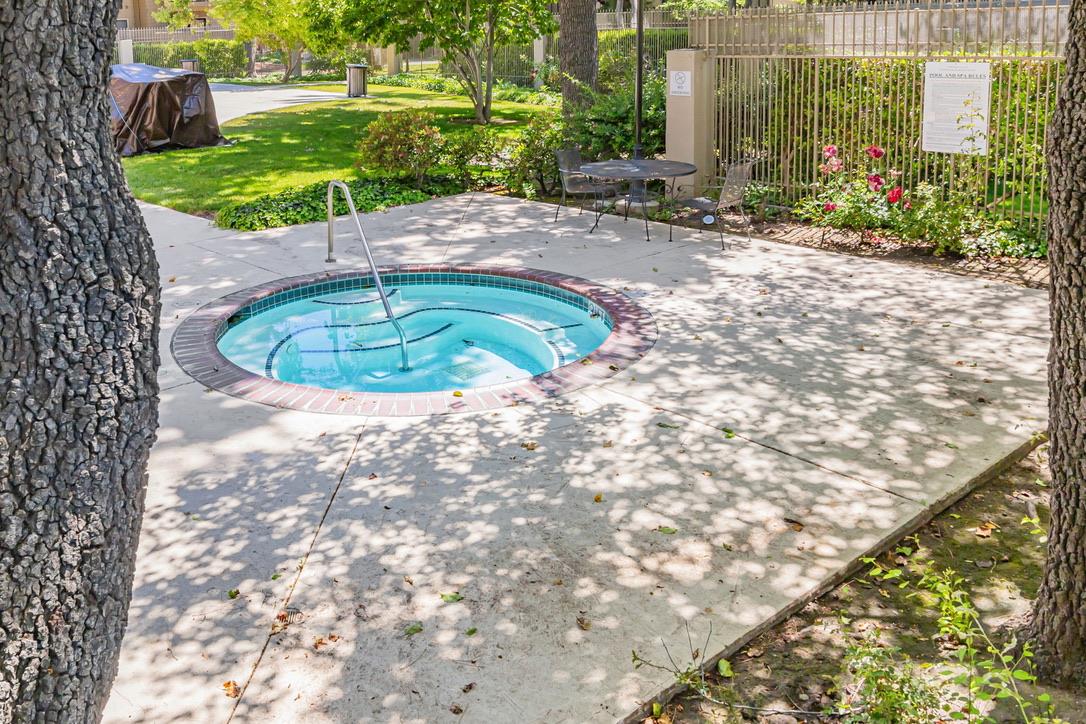 Detail Gallery Image 21 of 26 For 5688 Makati Cir #H,  San Jose,  CA 95123 - 1 Beds | 1 Baths