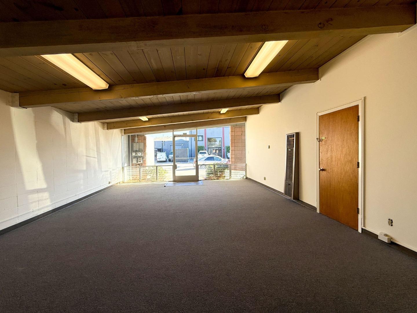 Detail Gallery Image 6 of 16 For 932 Terminal Way, San Carlos,  CA 94070 - – Beds | – Baths