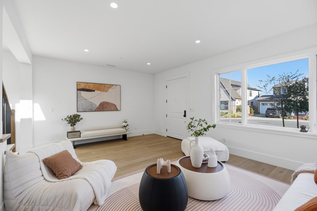 Detail Gallery Image 3 of 52 For 3231 Lanelle Pl, San Jose,  CA 95124 - 4 Beds | 4/1 Baths