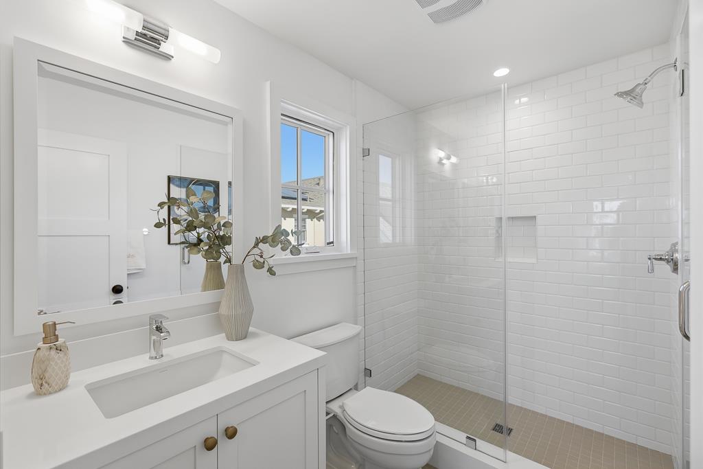 Detail Gallery Image 33 of 52 For 3231 Lanelle Pl, San Jose,  CA 95124 - 4 Beds | 4/1 Baths