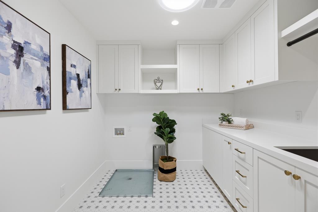 Detail Gallery Image 36 of 52 For 3231 Lanelle Pl, San Jose,  CA 95124 - 4 Beds | 4/1 Baths