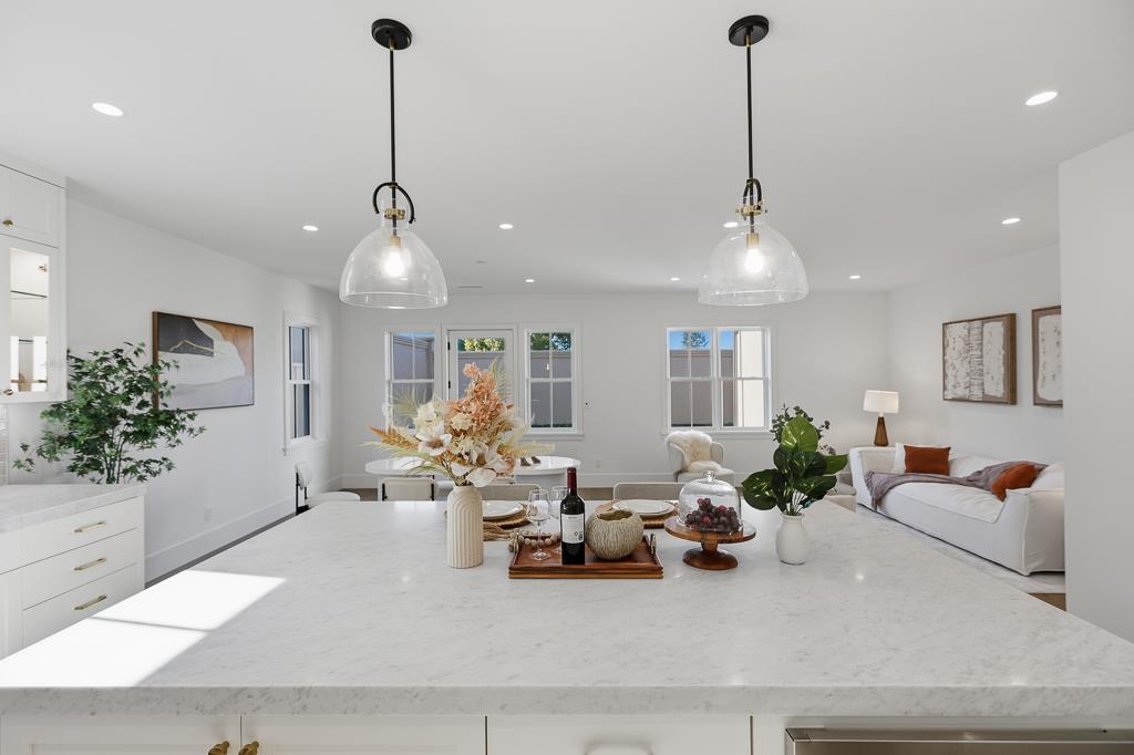 Detail Gallery Image 5 of 52 For 3231 Lanelle Pl, San Jose,  CA 95124 - 4 Beds | 4/1 Baths