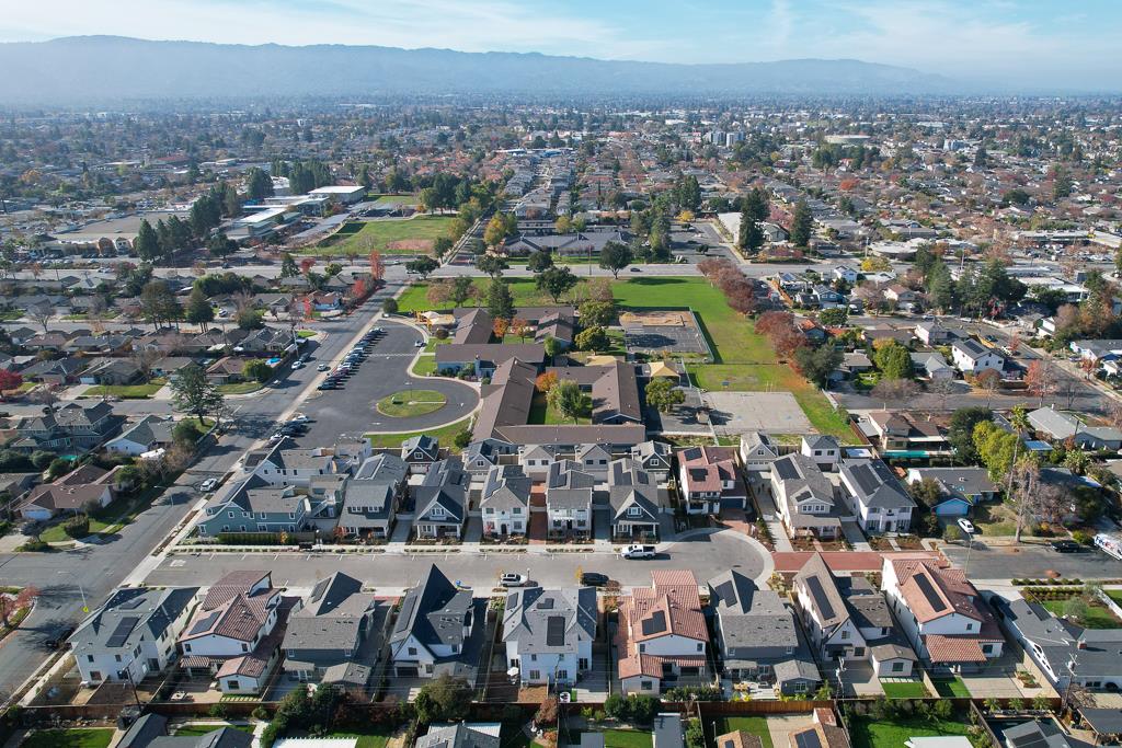 Detail Gallery Image 50 of 52 For 3231 Lanelle Pl, San Jose,  CA 95124 - 4 Beds | 4/1 Baths