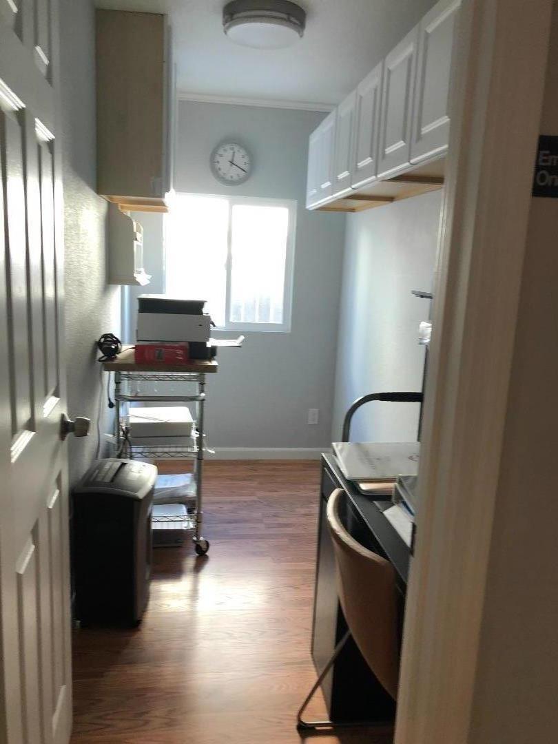 Detail Gallery Image 15 of 29 For 162 N Alamo Dr, Vacaville,  CA 95688 - 5 Beds | 2/1 Baths