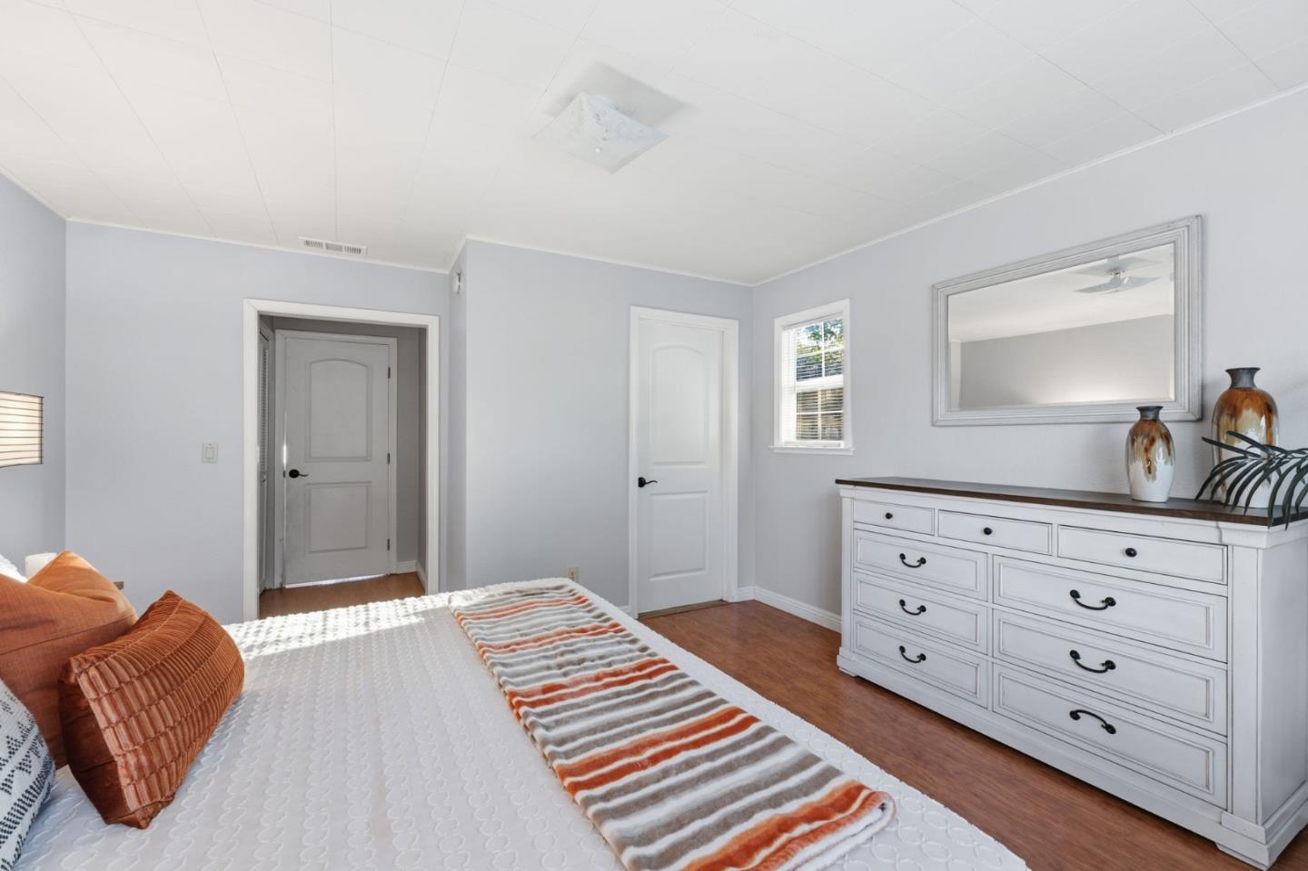 Detail Gallery Image 11 of 36 For 3224 Mount Rainier Dr, San Jose,  CA 95127 - 3 Beds | 2 Baths