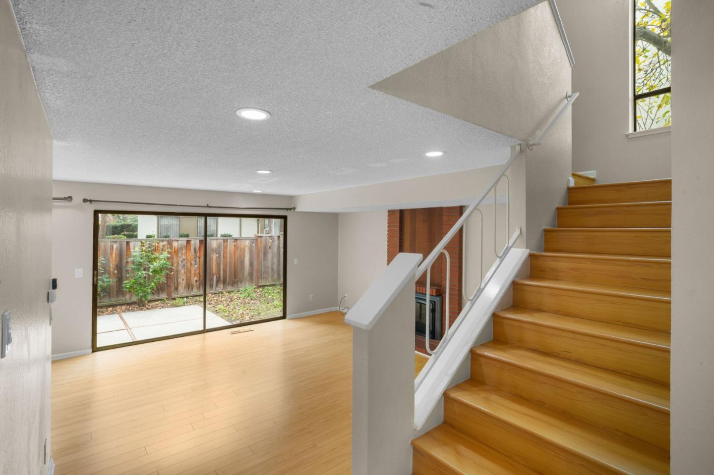 Detail Gallery Image 5 of 29 For 7124 Point Dunes Ct, San Jose,  CA 95139 - 3 Beds | 2/1 Baths