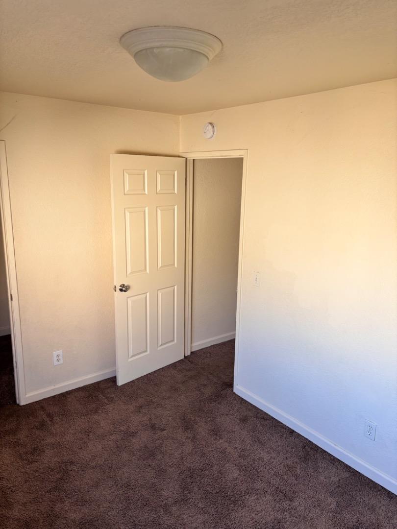 Detail Gallery Image 12 of 19 For 110 W Rossi St #2,  Salinas,  CA 93901 - 2 Beds | 1/1 Baths