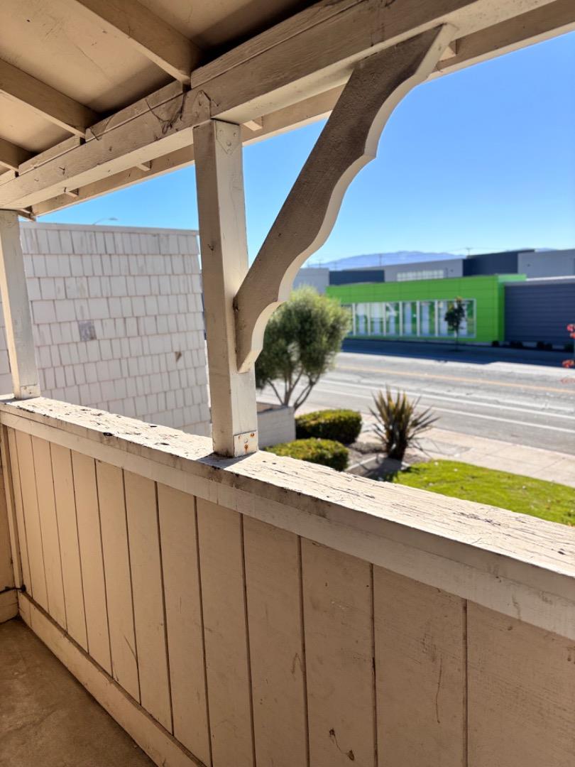 Detail Gallery Image 19 of 19 For 110 W Rossi St #2,  Salinas,  CA 93901 - 2 Beds | 1/1 Baths
