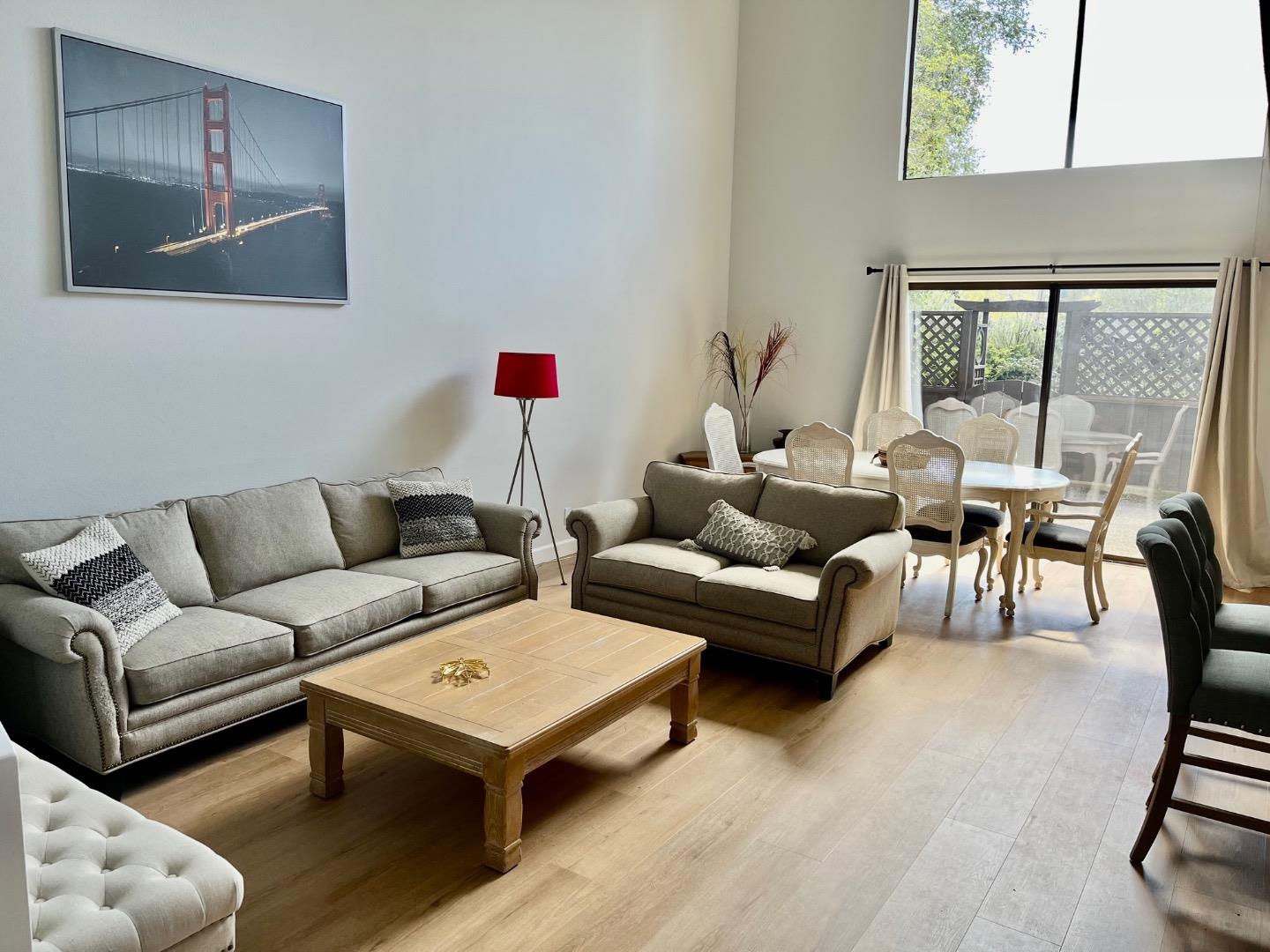 Detail Gallery Image 3 of 9 For 5525 Scotts Valley Dr, Scotts Valley,  CA 95066 - 3 Beds | 1/1 Baths