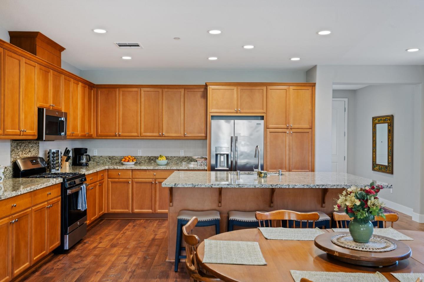 Detail Gallery Image 18 of 63 For 1110 Mcclellan, Hollister,  CA 95023 - 2 Beds | 2 Baths