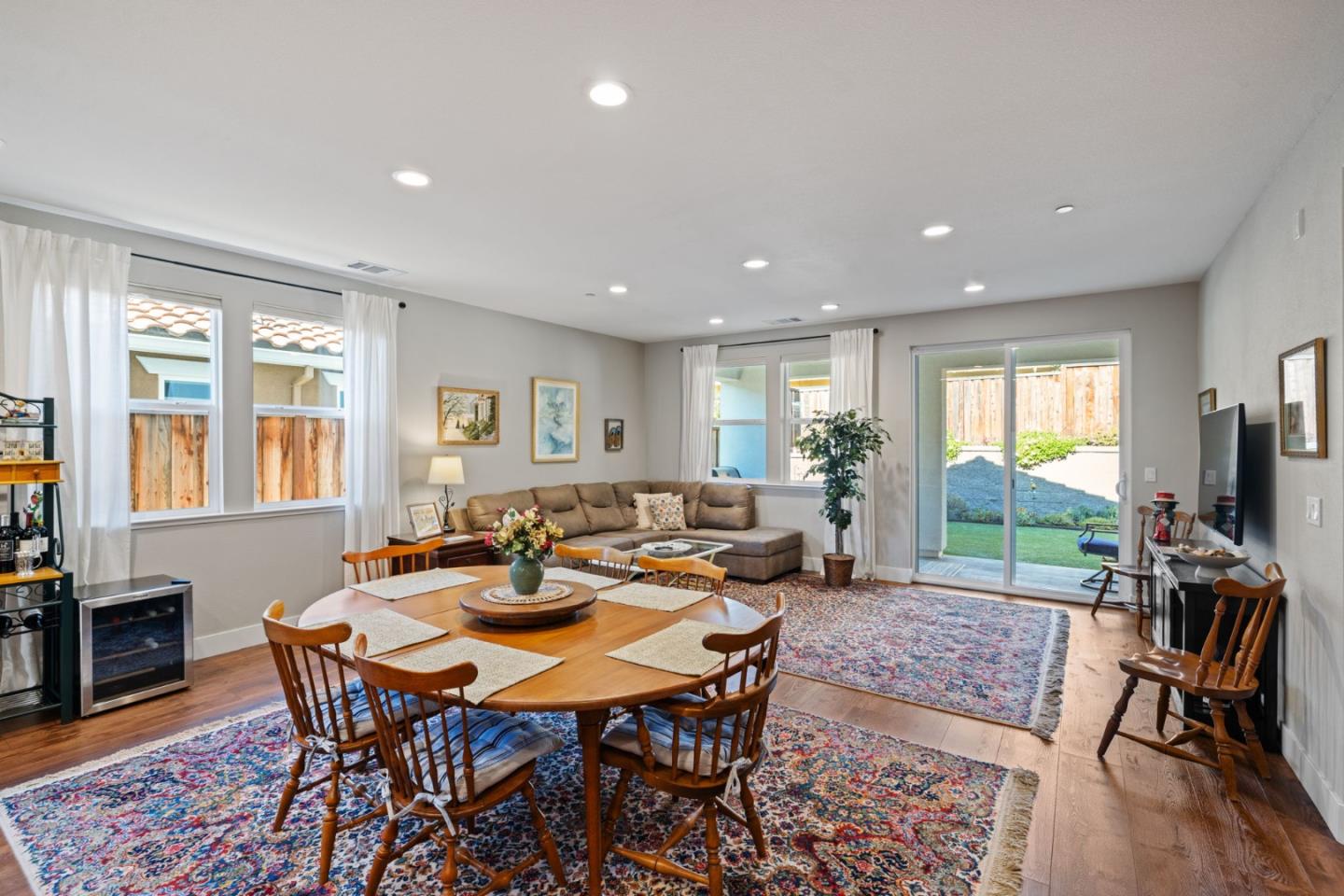 Detail Gallery Image 23 of 63 For 1110 Mcclellan, Hollister,  CA 95023 - 2 Beds | 2 Baths