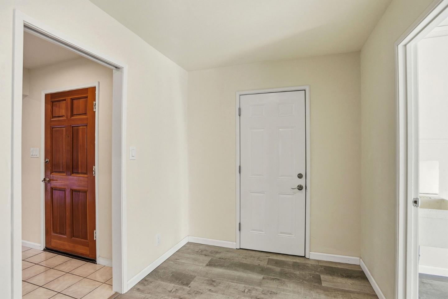 Detail Gallery Image 10 of 48 For 1079 Annapolis Dr, San Mateo,  CA 94403 - 4 Beds | 3 Baths