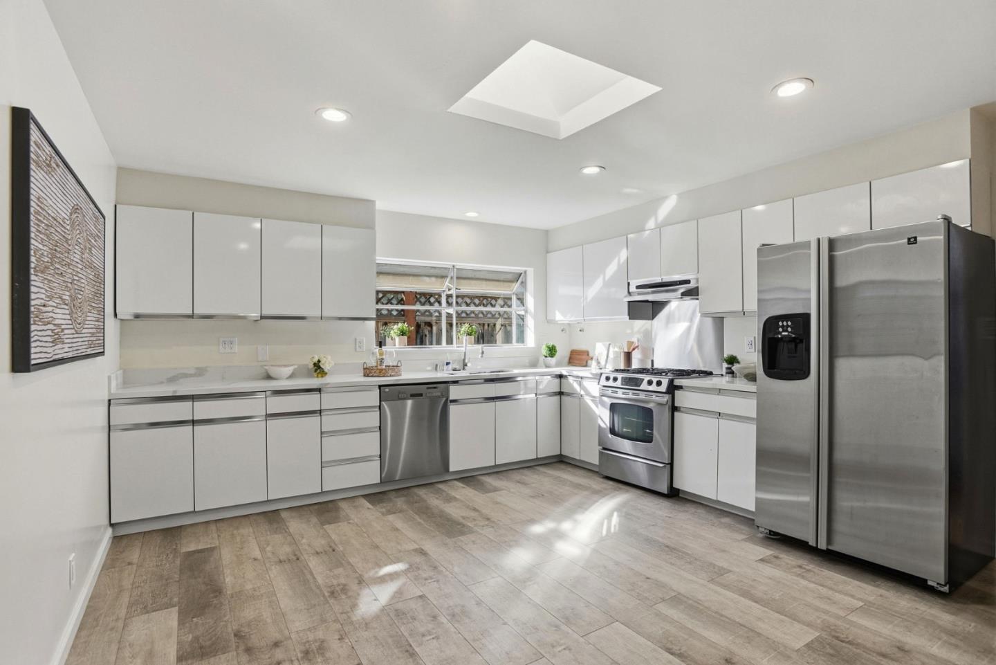 Detail Gallery Image 14 of 48 For 1079 Annapolis Dr, San Mateo,  CA 94403 - 4 Beds | 3 Baths