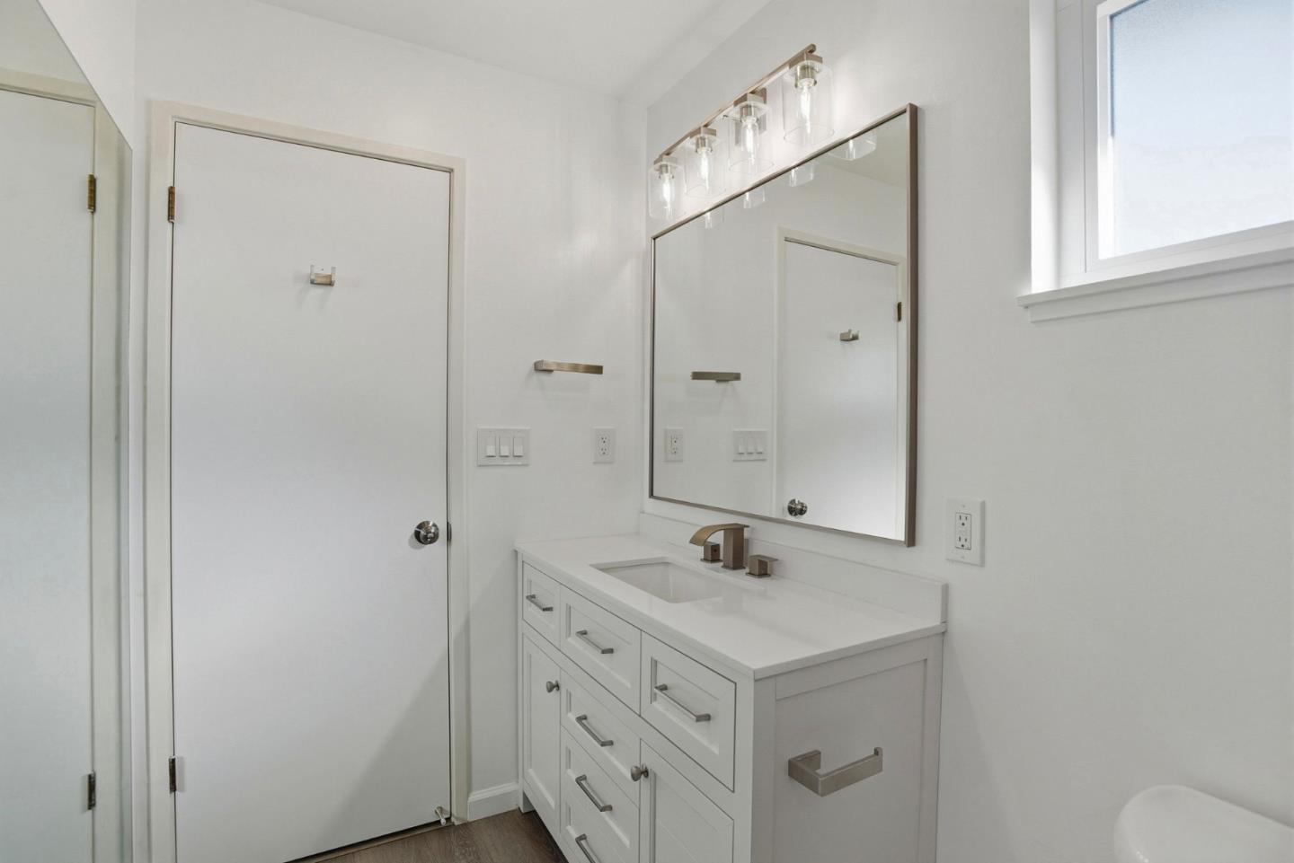 Detail Gallery Image 41 of 48 For 1079 Annapolis Dr, San Mateo,  CA 94403 - 4 Beds | 3 Baths