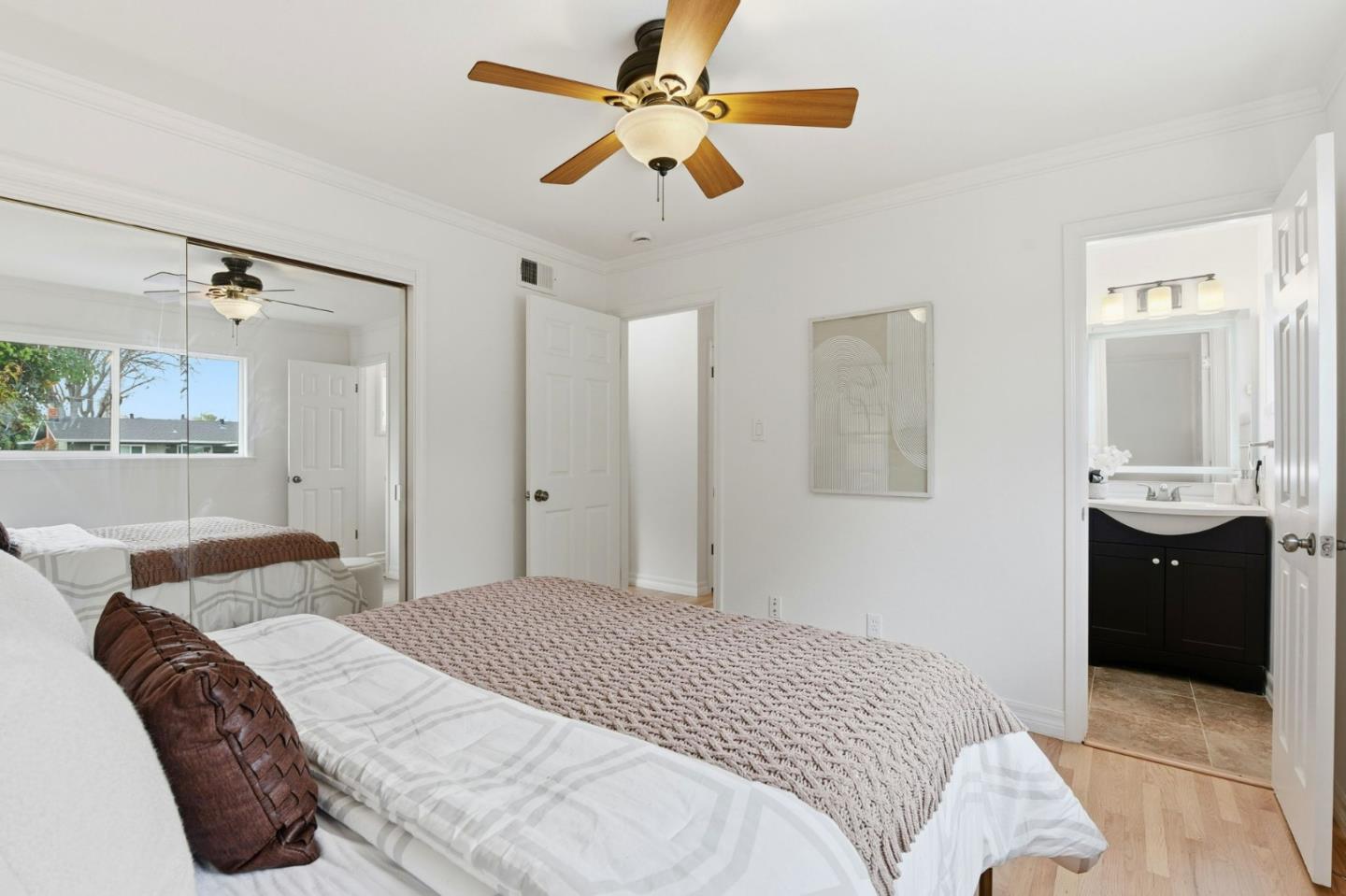 Detail Gallery Image 21 of 27 For 3359 Jenkins Ave, San Jose,  CA 95118 - 3 Beds | 2 Baths