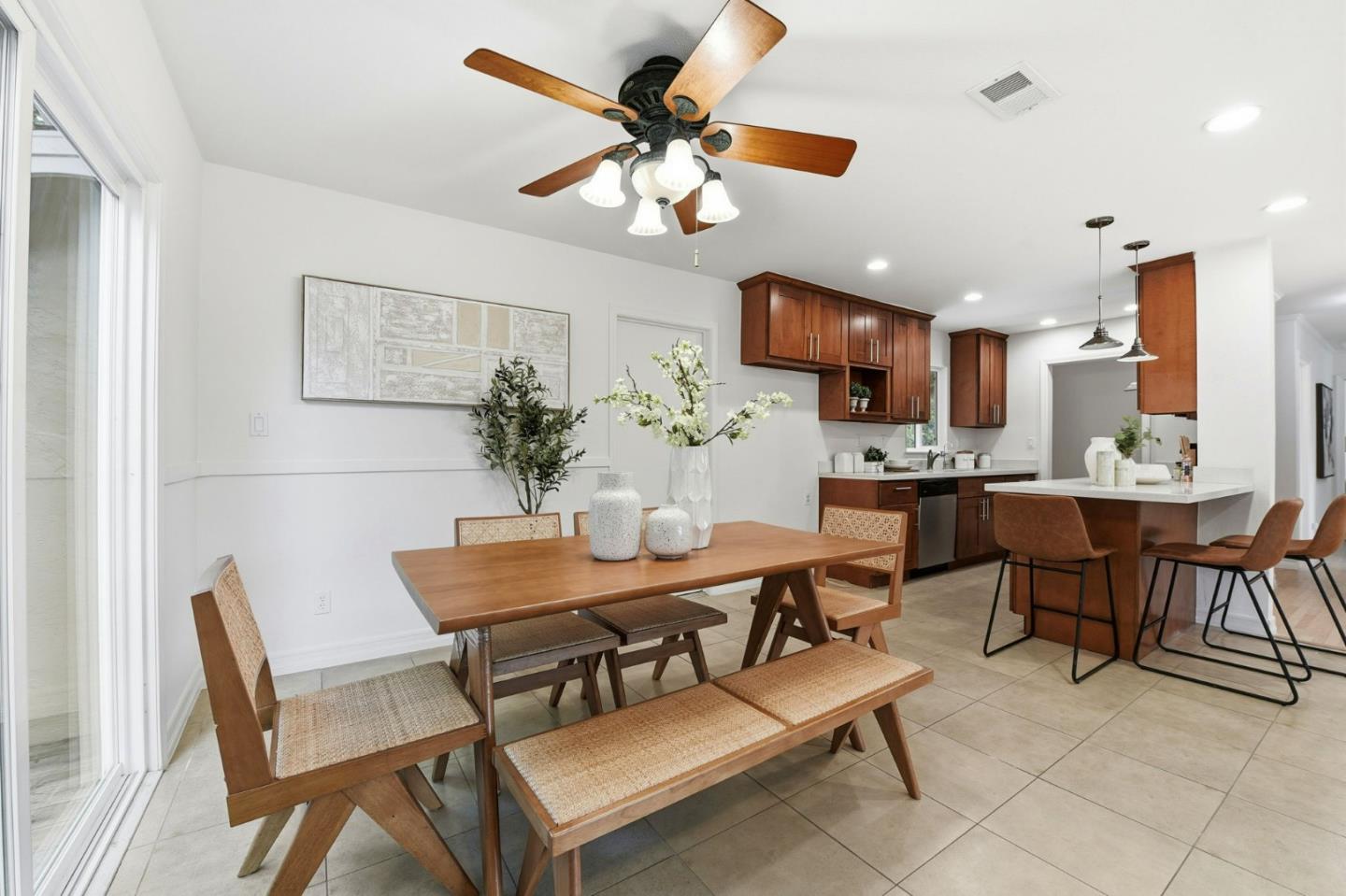 Detail Gallery Image 9 of 27 For 3359 Jenkins Ave, San Jose,  CA 95118 - 3 Beds | 2 Baths