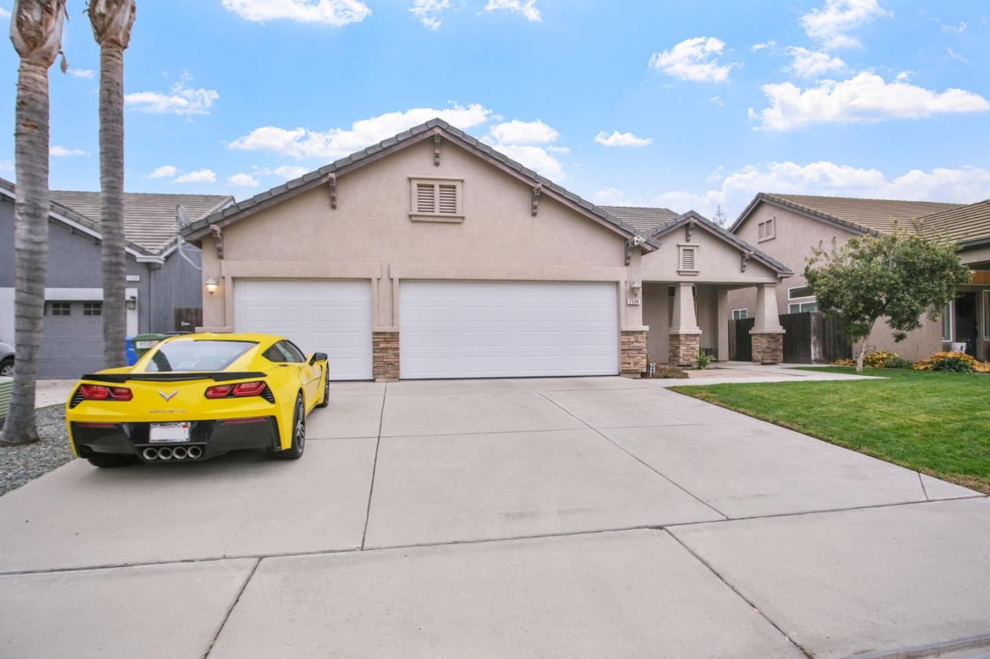 Detail Gallery Image 2 of 26 For 2604 Brickburg St, Denair,  CA 95316 - 4 Beds | 2 Baths