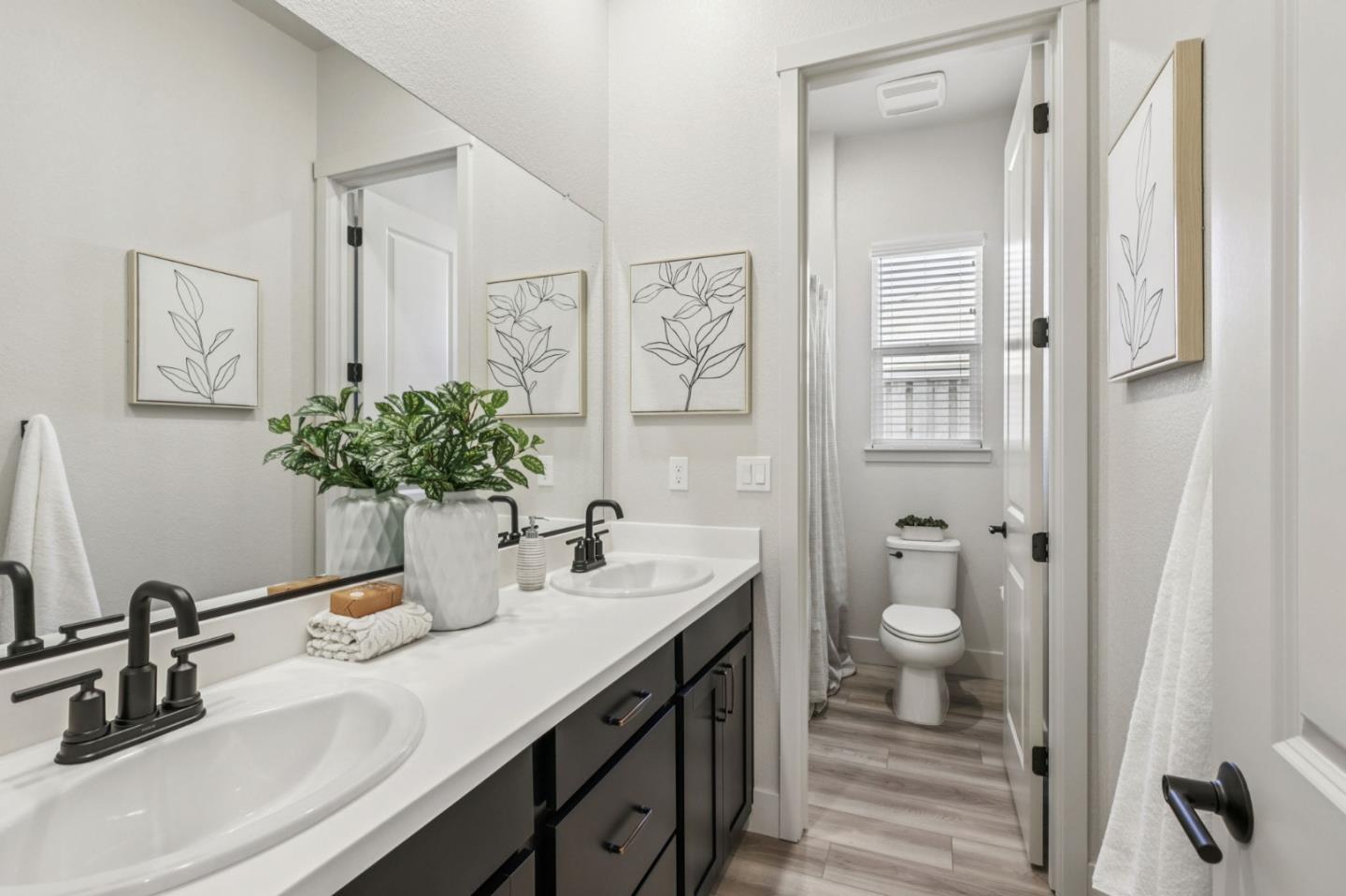 Detail Gallery Image 27 of 78 For 179 Luna Way, Hollister,  CA 95023 - 4 Beds | 2/1 Baths