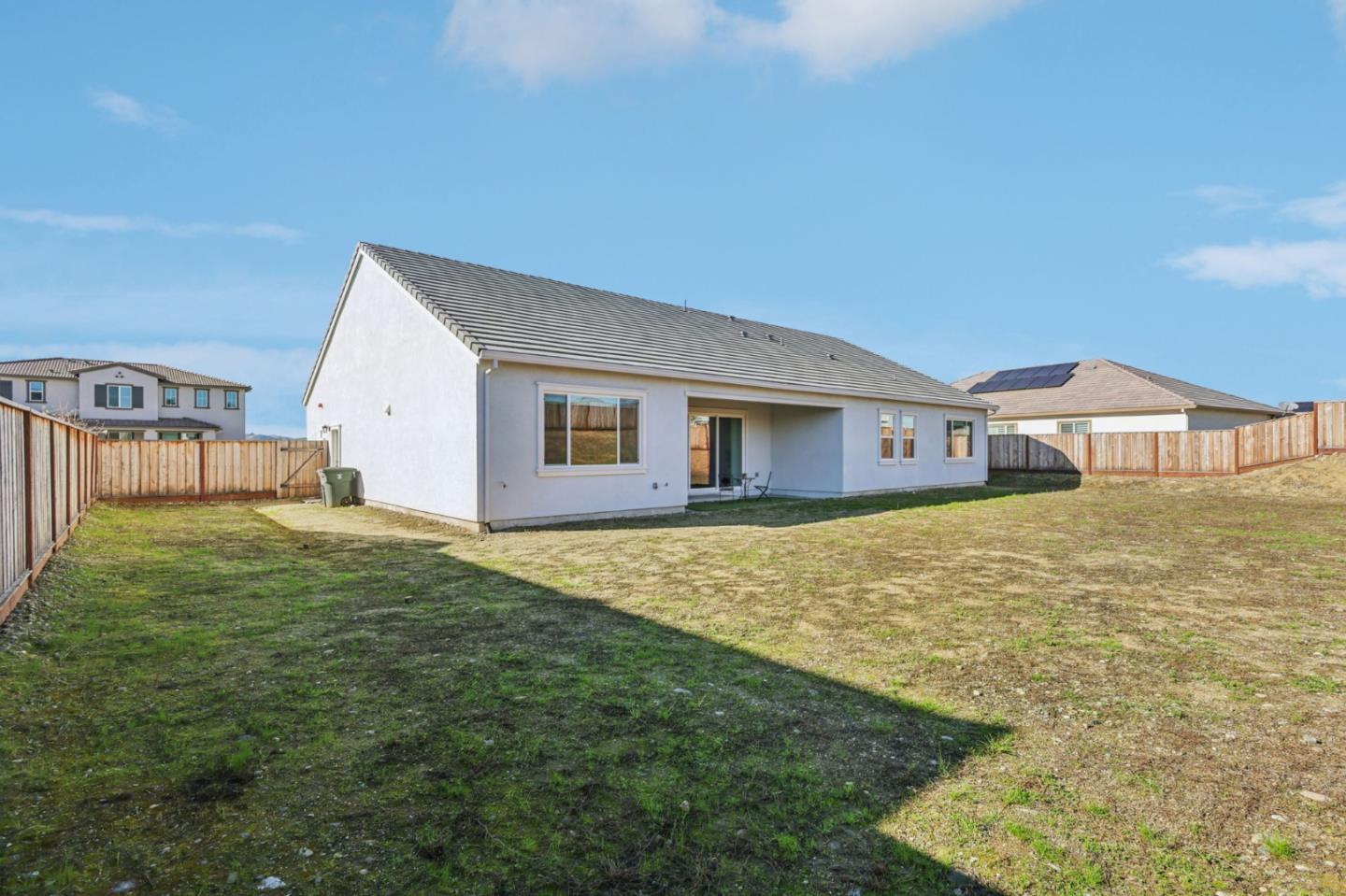 Detail Gallery Image 45 of 78 For 179 Luna Way, Hollister,  CA 95023 - 4 Beds | 2/1 Baths